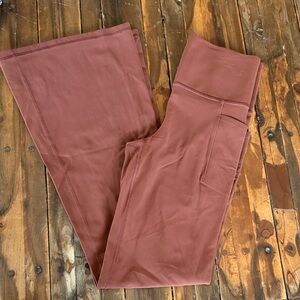 Athleta Salutation Flare leggings